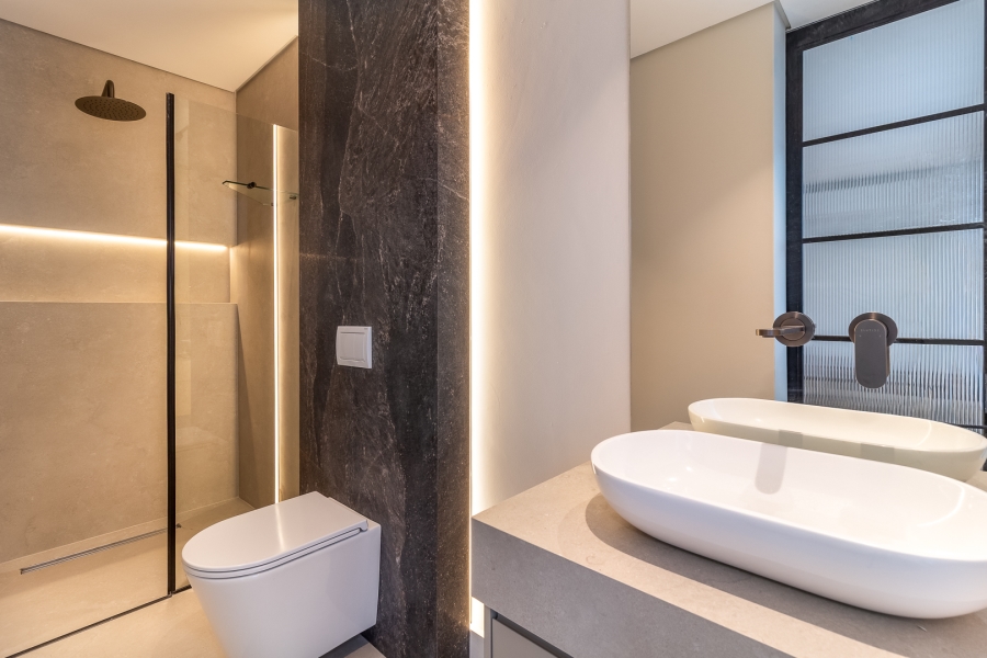 4 Bedroom Property for Sale in Pearl Valley at Val de Vie Western Cape